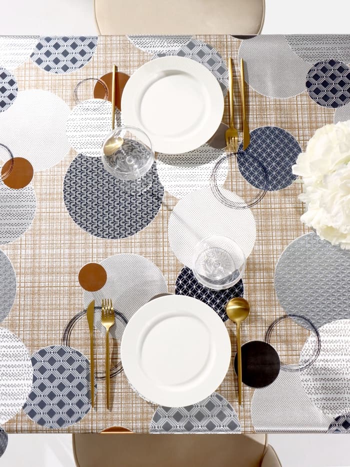 Клеёнка на стол «Конфетти», на тканой основе, рулон 20 метров, ширина 137 см