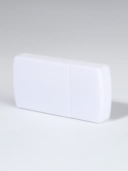 Таблетница с делителем, 2 секции, 9.5×5×1.5 см, белая, жёлтая, фиолетовая