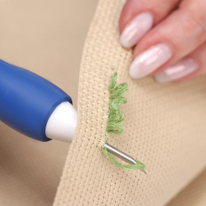 Игла для вышивания, для ковровой техники, d=1.3/1.6/2.2 мм, с нитевдевателями, белая, синяя