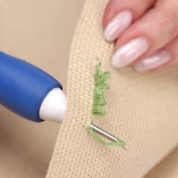 Игла для вышивания, для ковровой техники, d=1.3/1.6/2.2 мм, с нитевдевателями, белая, синяя