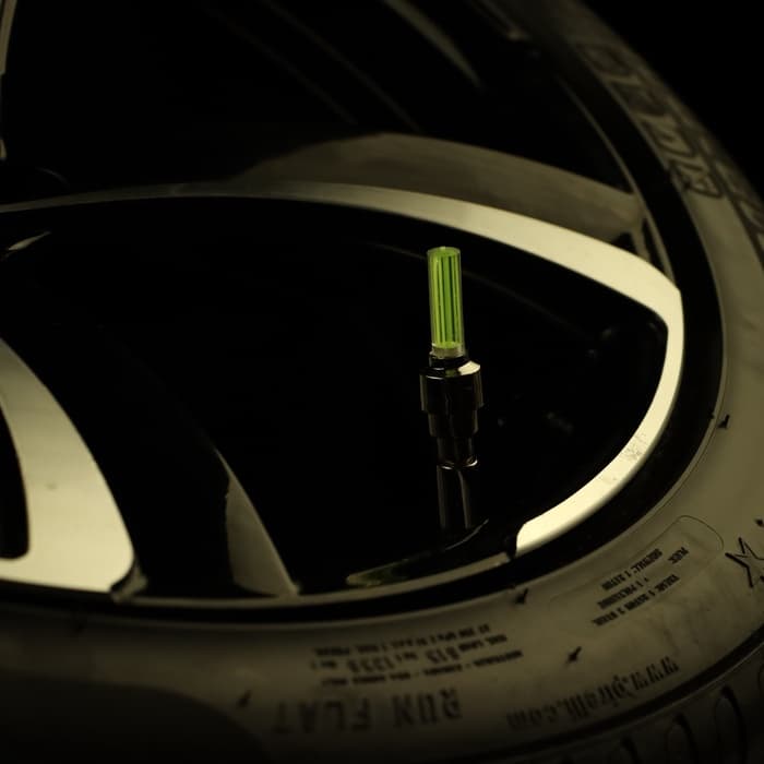 Светящийся колпачок на ниппель Cartage, малый, набор 2 шт., микс