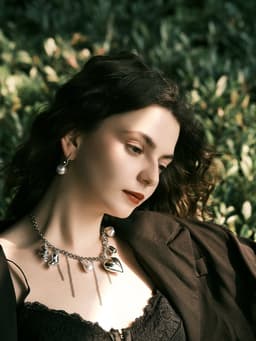 Серьги с жемчугом «Капля», полукруг, белые в серебре