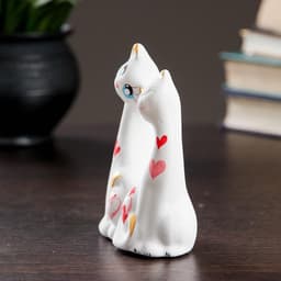 Фигурка керамика «Коты влюбленные», белые, 5×9×11 см