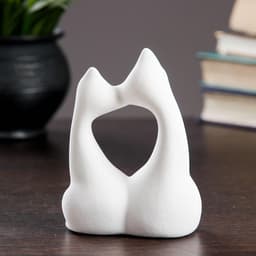 Фигурка керамика «Коты влюбленные», белые, 5×9×11 см