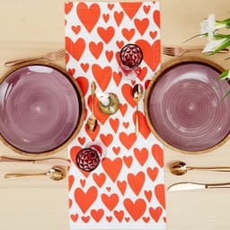 Дорожка на стол Этель Red hearts 30×70 см, 100% хлопок, саржа 190 г/м², белая/красная