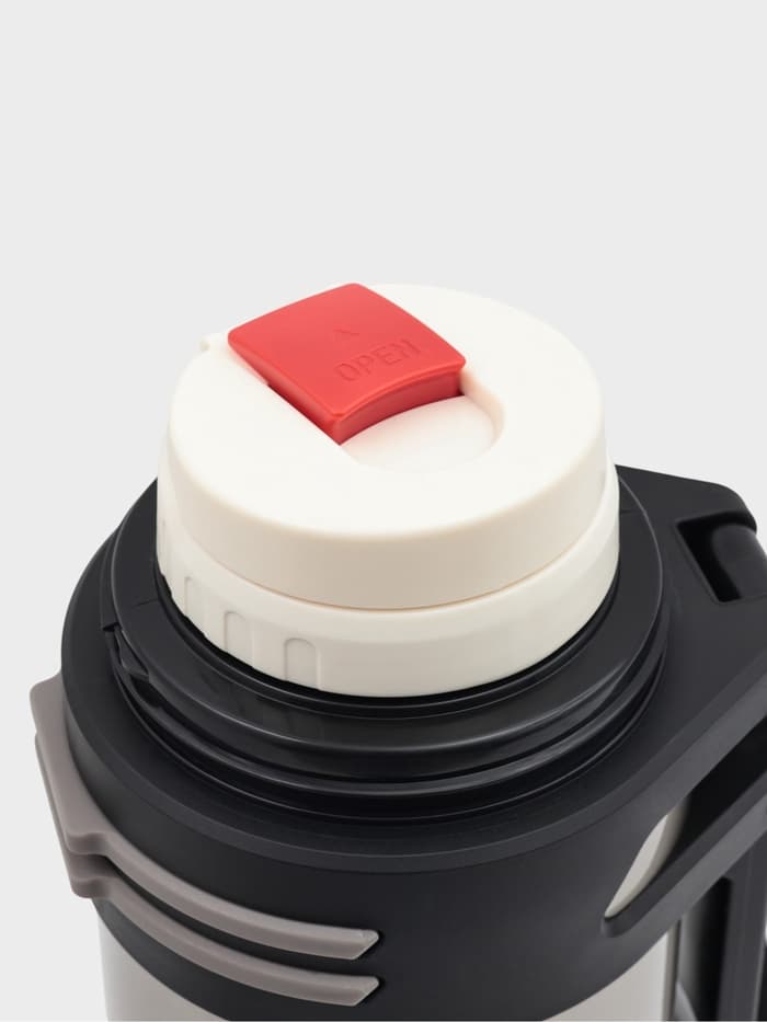 Термос Мастер К «Движение. Ямал», 2.5 л, с двумя кружками, сохраняет тепло 20 ч, нержавеющая сталь