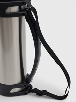 Термос Мастер К «Движение. Ямал», 2.5 л, с двумя кружками, сохраняет тепло 20 ч, нержавеющая сталь