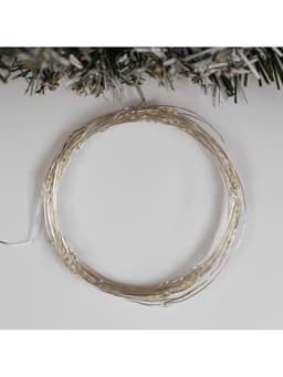 Гирлянда «Нить» 5 м, роса, IP20, серебристая нить, 50 LED, мерцание всех светодиодов, от батареек АА×3, свечение белое