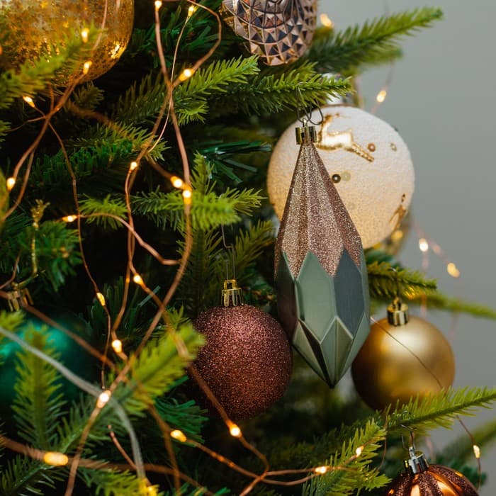 Гирлянда «Нить» 5 м, роса, IP20, медная нить, 50 LED, мерцание всех светодиодов, от батареек АА×3, свечение тёплое белое