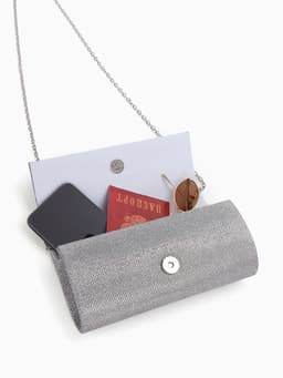 Сумка-клатч женская на магните, на серебристой цепочке, блестящая, светло-серебристая