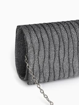 Сумка-клатч женская вечерняя на магните, на длинной цепочке, блестящая, серебристая