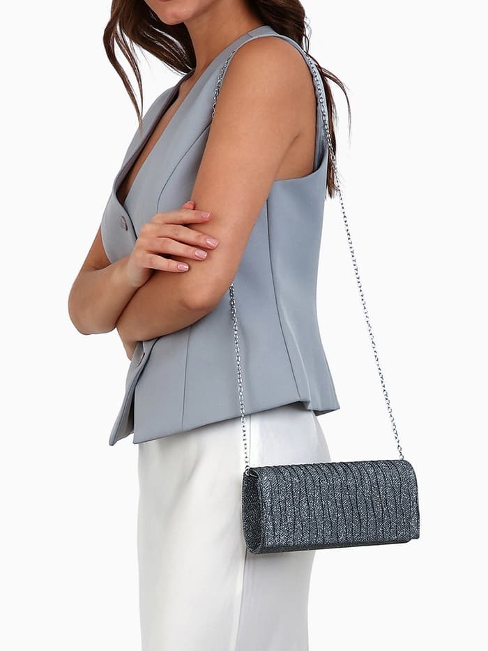 Сумка-клатч женская вечерняя на магните, на длинной цепочке, блестящая, серебристая