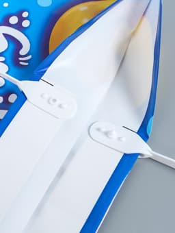 Пакет «Лайк», полиэтиленовый с пластиковой ручкой, 80 мкм 37×34 см