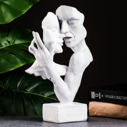 Фигурка полистоун «Пара влюбленных», белая, 30 см