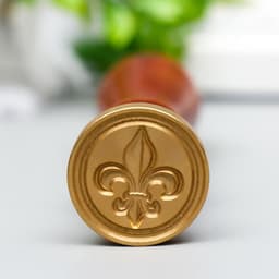 Печать для сургуча с деревянной ручкой «Геральдическая лилия», 9×2.5×2.5 см