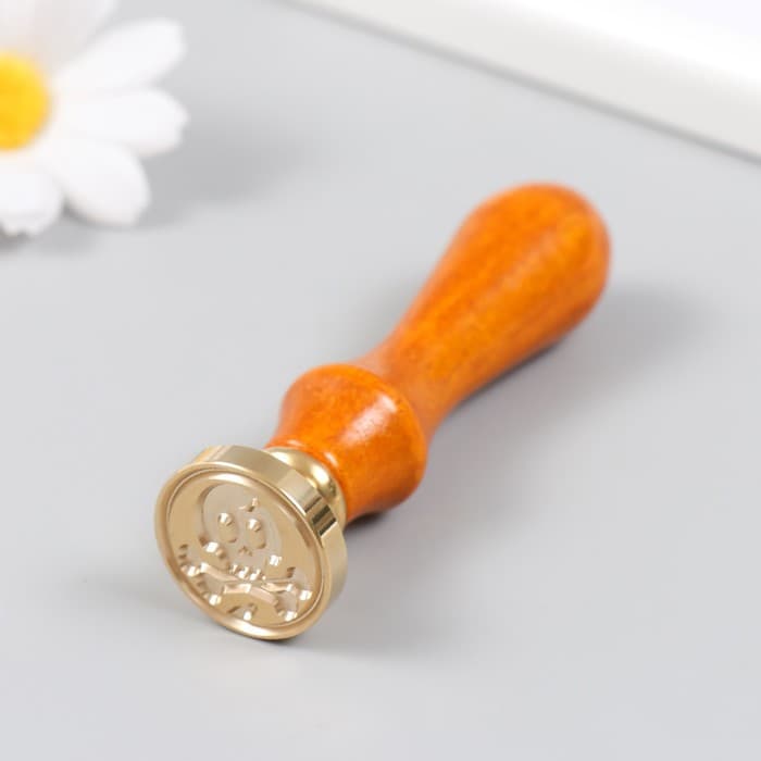 Печать для сургуча с деревянной ручкой «Череп и кости», 9×2.5×2.5 см