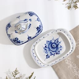 Маслёнка фарфор «Тюльпан», 16×10.5×10 см, гжель