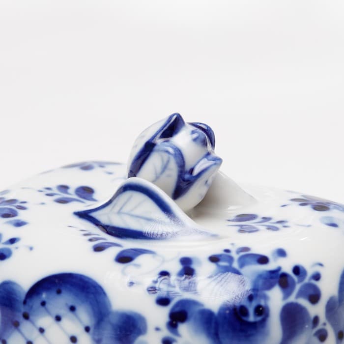 Маслёнка фарфор «Тюльпан», 16×10.5×10 см, гжель