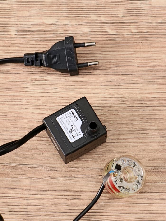 Фонтан настольный «Цветущий сад», 12×20 см, с подсветкой