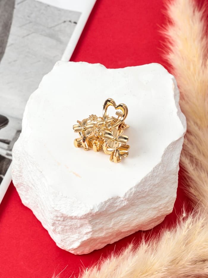 Крабик для волос «Жасмин», 2.5 см, золотистый