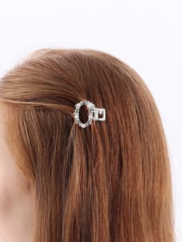 Крабик для волос «Мелани», овал, 2.5 см, серебристо-белый