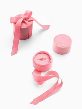 Футляр под серьги, кольцо «Сюрприз», корейский бархат, 5.8×5.3 см, светло-розовый