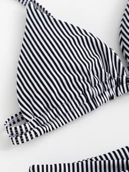 Купальник женский раздельный MINAKU Stripe, размер 48, чёрно-белый