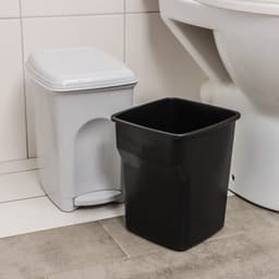 Контейнер для мусора «Педальный», 7 л, с педалью, МИКС