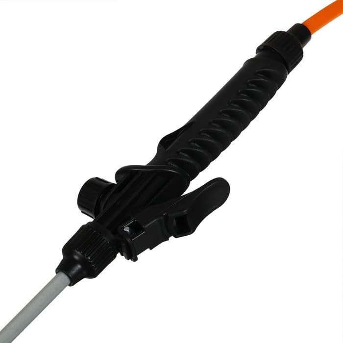 Опрыскиватель помповый, 5 л, термоусадка, пластиковый брандспойт, ОП-220, «Жук»