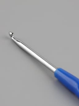 Крючок для вязания, с пластиковой ручкой, d=3.5 мм, 13.5 см, синий