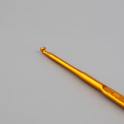 Крючок для вязания, двусторонний, d=2/3 мм, 13.5 см, цвет золотой