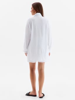 Костюм женский (рубашка, шорты) MINAKU, белый, размер 48