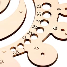 Трафарет Koh-I-Noor 7490 окружности с разными радиусами, дымчатый