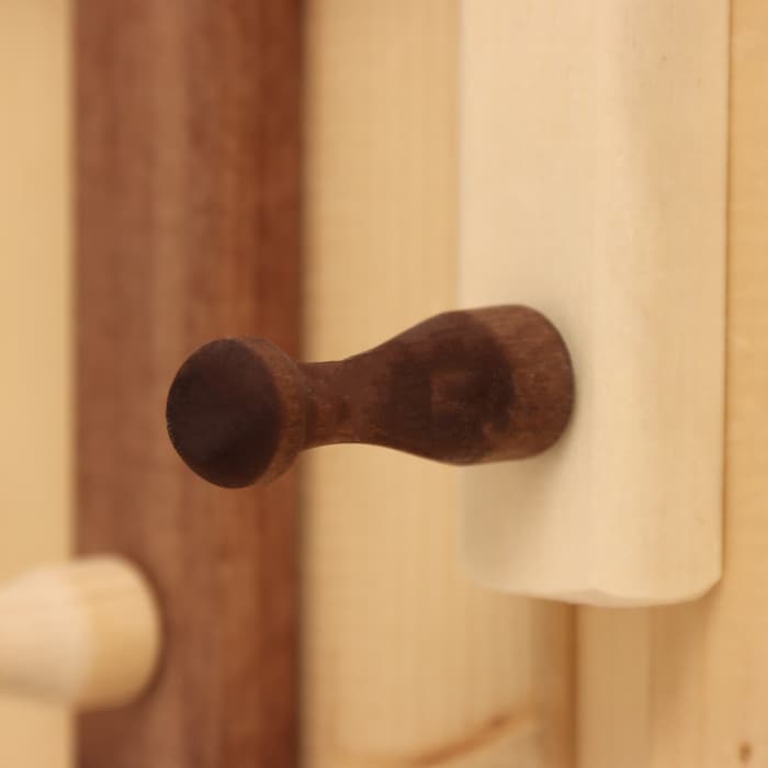 Зеркало для бани и сауны «Резное», настенное, с полкой, 3 крючка, «Добропаровъ»