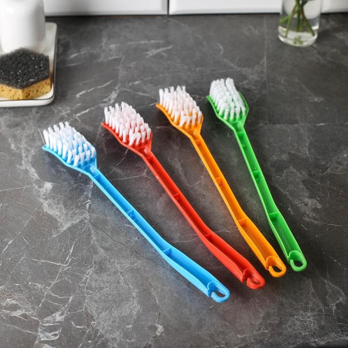 Щётка для труднодоступных мест на длинной ручке, 35 см, МИКС