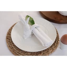 Кольцо для салфеток Доляна «Зайка», 9.1×4.3×10.5 см, доломит, белое