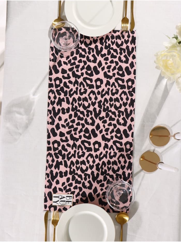 Дорожка на стол «Этель» Beauty 30×70 см, 100% хлопок, саржа 190 г/м², розовая/чёрная