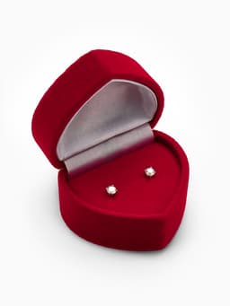 Футляр под серьги, кольцо «Сердце», бархатный, 5.2×4.6 см, бордовый