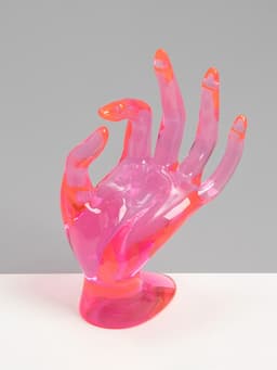 Подставка для украшений «QF. Рука», 10.5×8×16 см, розовая