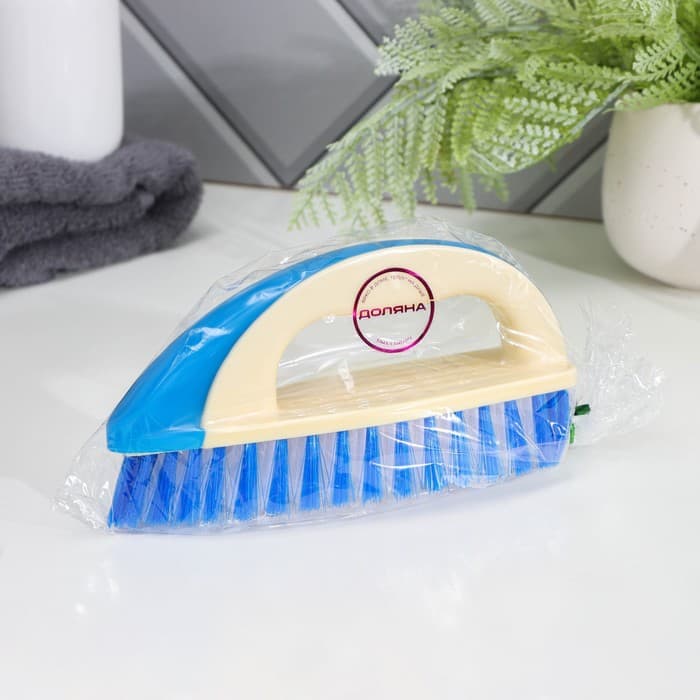 Щётка утюжок для уборки Доляна, с ручкой, пластик, хозяйственная, 17×6×8.5 см, МИКС