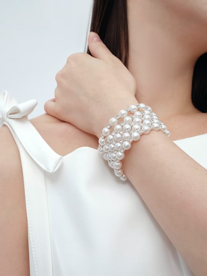 Браслет-пружинка «Жемчужинка», 5 рядов, шахматы, белый, 6 см