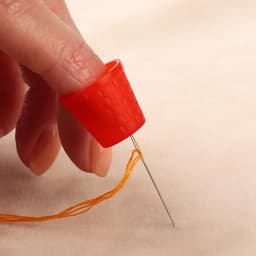 Напёрсток, d=2 см, красный