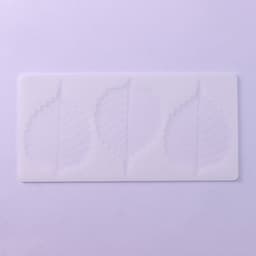 Форма для шоколада «Тополиный лист», силикон, 3 ячейки, 23×11×0.3 см, белая