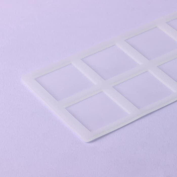 Форма для шоколада «Квадрат», силикон, 8 ячеек, 22.5×11×0.3 см, прозрачная