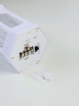 Светодиодная свеча в подсвечнике RISALUX «Фонарь изыска», LED-ночник, от батареек 3×LR44, белый, 6.3×5.5×11.5 см