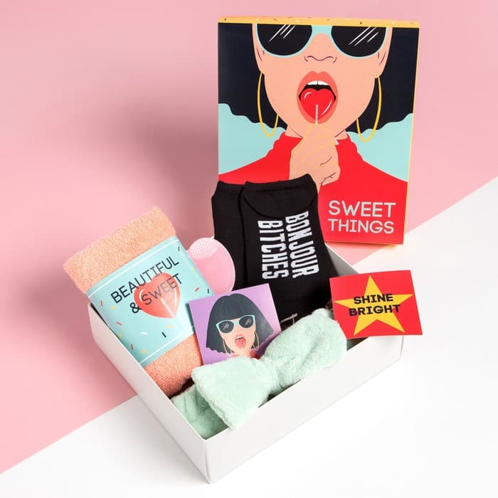 Набор подарочный «Этель» Sweet things, полотенце, носки, повязка на голову