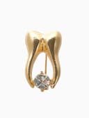 Брошь «Зуб», со стразой, белая в золоте