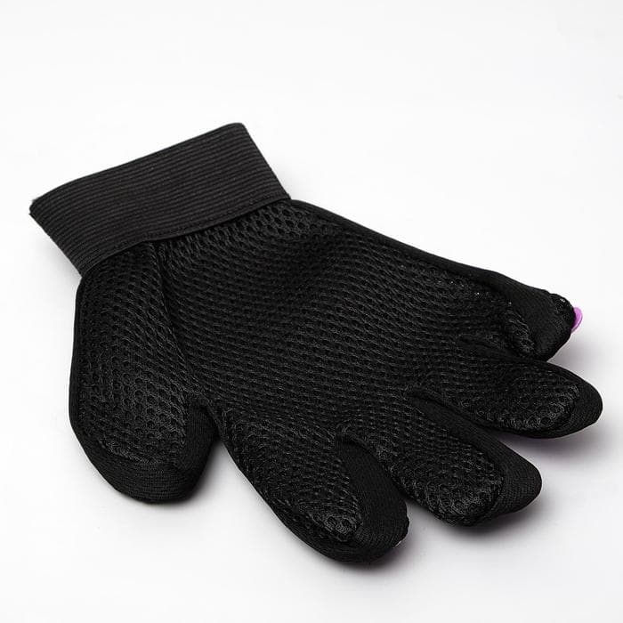 Перчатка-щетка для шерсти, на левую руку, с удлинёнными зубчиками, из неопрена, фиолетовая