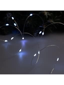 Гирлянда «Нить» 2 м роса, IP20, серебристая нить, 20 LED, батарейки CR2032×2 (в комплекте), свечение белое