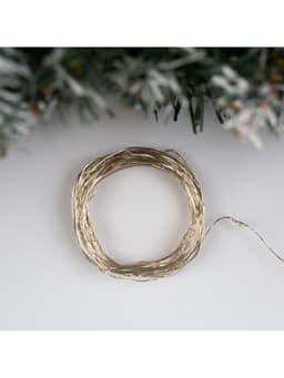 Гирлянда «Нить» 5 м, роса, IP20, серебристая нить, 50 LED, 2 режима, от батареек AAх3, свечение белое